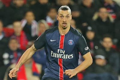 Man Utd offers Zlatan Ibrahimovic £250k per week contract in £24m deal